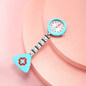Montres personnalisées pour infirmières, montres de poche pour femmes, <span class=keywords><strong>montre</strong></span> à quartz tendance, logo personnalisé, broche médicale - Product Image 2