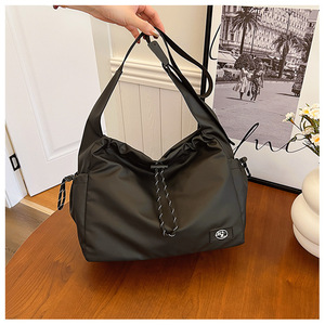 กระเป๋าโท้ทไนลอนสำหรับผู้หญิงกระเป๋าสะพายข้างสไตล์วินเทจน่ารักมีหลายกระเป๋า - Product Image 1