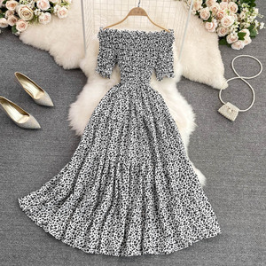 Nouvelle Robe Longue d'Été en Mousseline à Épaules Dénudées, Coupe Évasée, Taille Cintrée, Motif Floral Élégant, Vente en Gros - Product Image 3