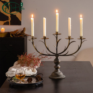 Candelabro de Hierro de Cinco Brazos, Estilo Nórdico Antiguo, Decoración para el Hogar, Centro de Mesa para Bodas y Cenas - Product Image 5