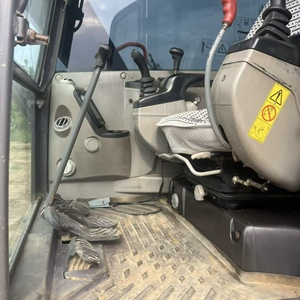 รถขุดมือสอง Volvo EC80 ปี 2022 ขนาด 8 ตัน เครื่องจักรก่อสร้าง ปั๊มไฮดรอลิก Kawasaki แบริ่งเครื่องยนต์ ได้รับการรับรองมาตรฐาน CE EPA - Product Image 6