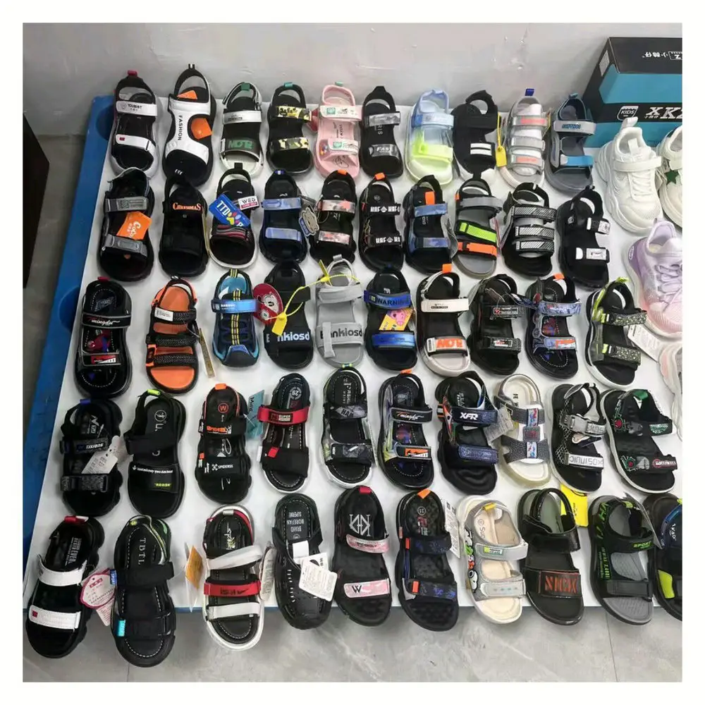 3.85 Dollar Model LLY027 Sandals Wholesale Ready Ship Leather Material Baby Kids Sandals Slippers With All Colors