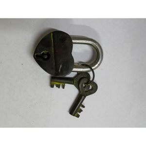 Vintage Mini Brass Love <b>Lock</b> <b>Keys</b> Functional Heart-Shaped Safety Feature Aluminium Padlock Functional Heart-Shaped Safety - Product Image 4