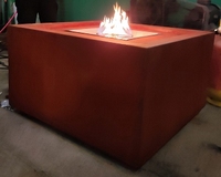 Bonne qualité Weathering Steel Outdoor Decor Gas Burning Fire Table Prix