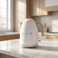 Bouilloire électrique sans fil rétro SmeG KLF03 1,7 L, série vintage multicolore en acier inoxydable pour la maison moderne et l'utilisation en voiture