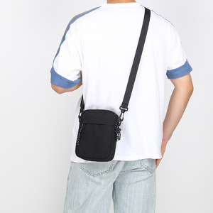 <span class=keywords><strong>Sac</strong></span> <span class=keywords><strong>Bandoulière</strong></span> Croisé Homme Carré Mini Quotidien de Designer, de Qualité et <span class=keywords><strong>Vintage</strong></span>, pour un Usage Décontracté - Product Image 4