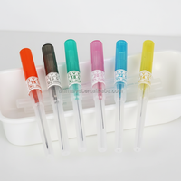 Sécurité I.V. Cannule avec site d'injection et ailettes - Cathéter veineux périphérique stérile - Prévient les blessures causées par une piqûre d'aiguille - 14G-26G