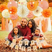 Décorations de fête d'anniversaire bohèmes automnales orange et beige : lanternes, pompons en papier, éventails en papier, guirlandes à pompons pour fête d'anniversaire