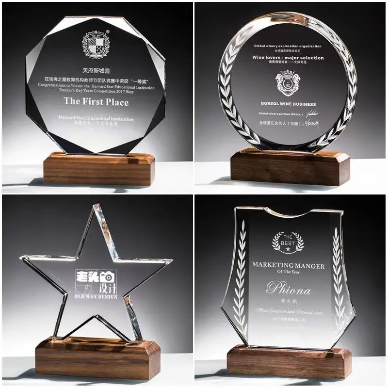 2024 Best Seller Crystal And Wooden Awards Craft Grabado personalizado Letras Placa de trofeo de cristal con base de madera