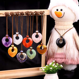 <span class=keywords><strong>Collar</strong></span> de cristal de <span class=keywords><strong>cuarzo</strong></span> <span class=keywords><strong>rosa</strong></span> amatista Natural grande de 40mm de fábrica, <span class=keywords><strong>amuleto</strong></span> de colgantes huecos de corazón de piedra con cordón ajustable para mujer - Product Image 2