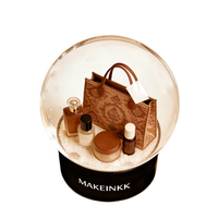 Globe à neige de luxe MAKEINKK personnalisé pour soins de la peau, sac fourre-tout vintage et décorations en résine pour produits de beauté avec base personnalisée