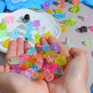 Mini-<span class=keywords><strong>animaux</strong></span> en résine lumineux qui brillent dans le noir, figurines miniatures, petits <span class=keywords><strong>animaux</strong></span> pour cadeau de Pâques - Product Image 3