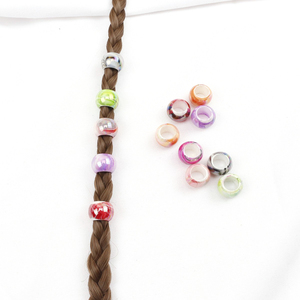 Pequeñas cuentas transparentes multicolores de Lucite perforadas cuentas acrílicas con forma de cacahuete para hacer joyas DIY herramientas de extensión de cabello - Product Image 5