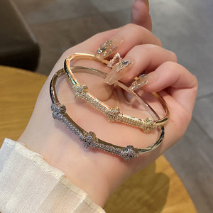 European American Fashion Micro Inlaid <b>Bracelet</b> <b>Copper</b> Alloy Gold Silver Flower Design Women's Jewelry Gift Bangle - Product Image 3