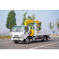 Grúa Montada en Camión Isuzu 4x2, 5 Toneladas, Pluma Telescópica de 4 Secciones, Grúa Hidráulica para Carga, para Construcción y Logística