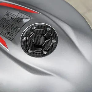 Pegatina de protección de tapa de combustible de motocicleta para Triumph Trident 660 Street Triple 765 2020-2024 - Product Image 4