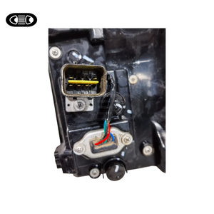 Feux arrière et feux de freinage d'occasion d'origine de haute qualité en bon état pour TUZHIHAO Foton <span class=keywords><strong>MARS</strong></span> 9 TUNLAND V9 - Product Image 4