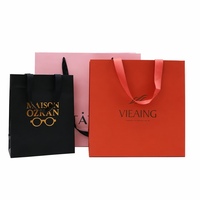 Sacs en papier personnalisés colorés, grands sacs shopping personnalisés, sacs cadeaux avec votre logo, impression personnalisée sur papier, sac cadeau vert