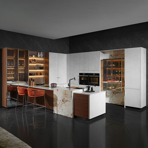 Armoires de cuisine modernes en stratifié de couleur chêne brun <span class=keywords><strong>et</strong></span> blanc haut de gamme avec comptoir en ardoise <span class=keywords><strong>et</strong></span> robinet - Product Image 1