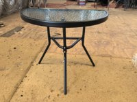 Vente chaude en Europe - Table basse en verre demi-ronde noire de 66 lb de capacité pour balcon, patio, jardin