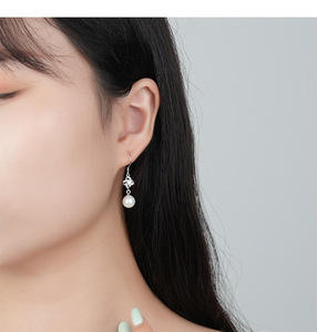 S925 <b>Sterling</b> <b>Silver</b> Vintage Hollow Four Leaf Clover Pearl <b>Dangle</b> <b>Earrings</b> Elegant Bridal Drop <b>Earrings</b> For Women Jewelry - Product Image 5