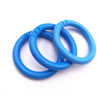 Anneaux à pression en plastique de couleur personnalisée, anneaux circulaires ouverts en plastique, anneaux fendus en plastique pour la connexion d'accessoires de carnet et de livre d'histoire