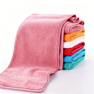 Serviettes de sport et de gym personnalisées avec logo imprimé, multicolores et dotées d'un élastique - Product Image 5