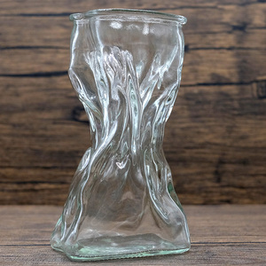 Vase en verre unique en forme de sablier, design transparent à surface irrégulière, personnalisable pour la décoration de <span class=keywords><strong>mariage</strong></span>, d'hôtel, ou comme centre de table floral. - Product Image 5