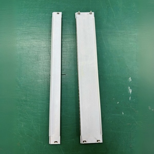 Panel Frontal ZSTC C-BOX Schroff Nvent para Unidad Enchufable, Perfil en U, para IEL, IET, Tipo 2, con Manija, 6U, 4HP, 2.5mm, Aluminio, Frontal 30848-317 - Product Image 6
