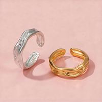 Bague pour femme en acier inoxydable, design unique, texture irrégulière, élégante et moderne