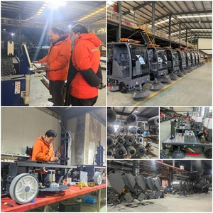 Equipo de Limpieza Industrial de Alta Presión de 48V, Compacto y Cerrado, para Pisos de Concreto - Product Image 6