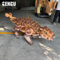 Ankylosaure animatronique basé sur un chien robot spot, dinosaure en mouvement alimenté par l'IA pour l'exposition technologique des parcs à thème