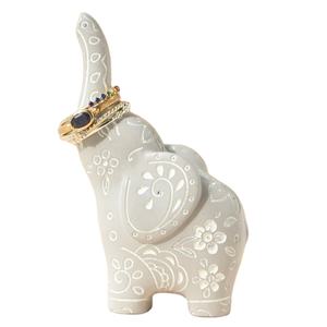 Rangement à bijoux gris Accessoires de coiffeuse pour amoureux des animaux Porte-anneau éléphant en céramique - Product Image 1