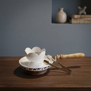 Brûleur d'encens en métal avec forme de fleur et motif d'éléphants, diffuseur aromatique fait à la main pour une utilisation toute l'année - Product Image 1