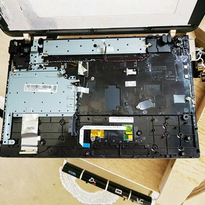 Máy tính xách tay cho Samsung NP300V5A np305v5a tiếng anh chúng tôi bàn phím với palmrest Touchpad - Product Image 3