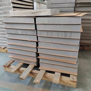 Phụ Tùng Hạng Nặng Nhà Sản Xuất Bộ Làm Mát Trung Gian Sản Xuất Bộ Làm Mát Trung Gian Tự Động Cho FREIGHTLINER COLUMBIA 120 Với Hiệu Suất Cao - Product Image 5