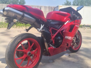 <span class=keywords><strong>Moto</strong></span> Ducati 848 EVO Sport d'occasion, 848cc, refroidissement par eau, adaptée aux pilotes expérimentés, idéale pour les trajets en ville - Product Image 5