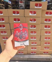 Cartes de football AC Milan en gros DAKA 2024-25 – Boîte de cartes à collectionner scellée pour les fans et les boutiques spécialisées – Articles de collection de football pour un public de premier plan