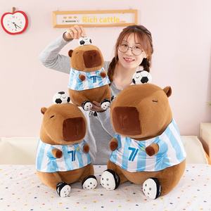 Peluche Super Morbido EZBABY Explosions Football Kapibala, Giocattolo Kawaii a Forma di Capibara Sportivo, Regalo di Compleanno per Bambini, Imbottito in Cotone PP, 7-14 Anni - Product Image 3