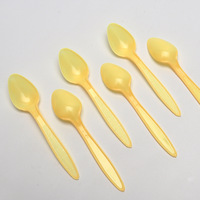 Cuillère à dessert jetable en plastique PS jaune, épaisse, à bord lisse, mini-cuillère à glace pour boulangerie, yaourt, gelée