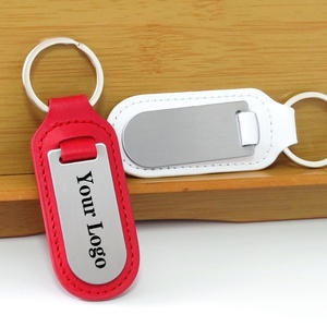 Porte-clés mousqueton en métal et cuir PU personnalisé avec logo, impression sérigraphique, écologique, durable, haute qualité - Product Image 5