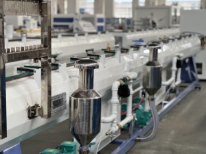 Ligne de production de tuyaux en PP/PE haute vitesse 16mm-110mm, machine à tuyaux en PP/PE, ligne de production de tuyaux PPR - Product Image 5