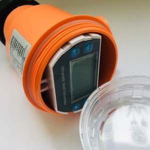 Industrial Non Contact 4-20 Ma <strong>Ultrasonic</strong> Water tank Truck Liquid Meter Sensor <strong>Level</strong> <strong>Transmitter</strong>