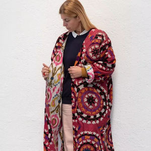 La Mejor Colección de Fábrica, Hecha a Medida, Acolchada, Ecológica, de Invierno, Roja, con Bordado Suzani, Estilo Vintage, de Algodón para Mujer - Product Image 1