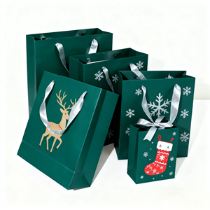 Bolsas de Regalo de Papel Kraft Navideñas Personalizadas, Bolsas de Mano con Estampado Festivo y Cinta, Bolsa de Embalaje de Regalo Ecológica y Reciclable - Product Image 2
