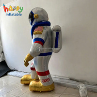 Astronaute gonflable professionnel argenté et doré pour la décoration de scènes et d'événements