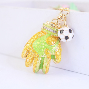 Porte-clés sport de luxe pendentif gant de gardien de but drôle en métal cadeau de Couple pour hommes Football et Baseball porte-clés bijoux - Product Image 5