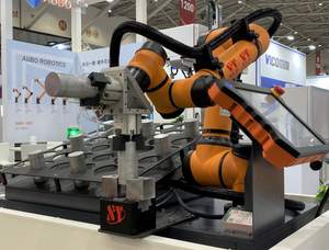Robot collaboratif AUBO I10 10 kg à 6 axes, longueur de bras 1350 mm, IP54, haute vitesse pour l'entretien des machines et la manutention des matériaux - Product Image 4
