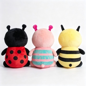 Juego de 3 peluches de insectos personalizados, paquete de peluches de mariquita, abeja y oruga, trío de peluches de insectos de jardín - Product Image 3