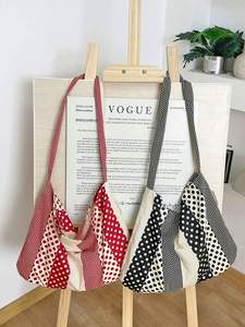 Bolsa de Compras Simple de Lona con Diseño de Puntos, Reciclable y Moderna - Product Image 4